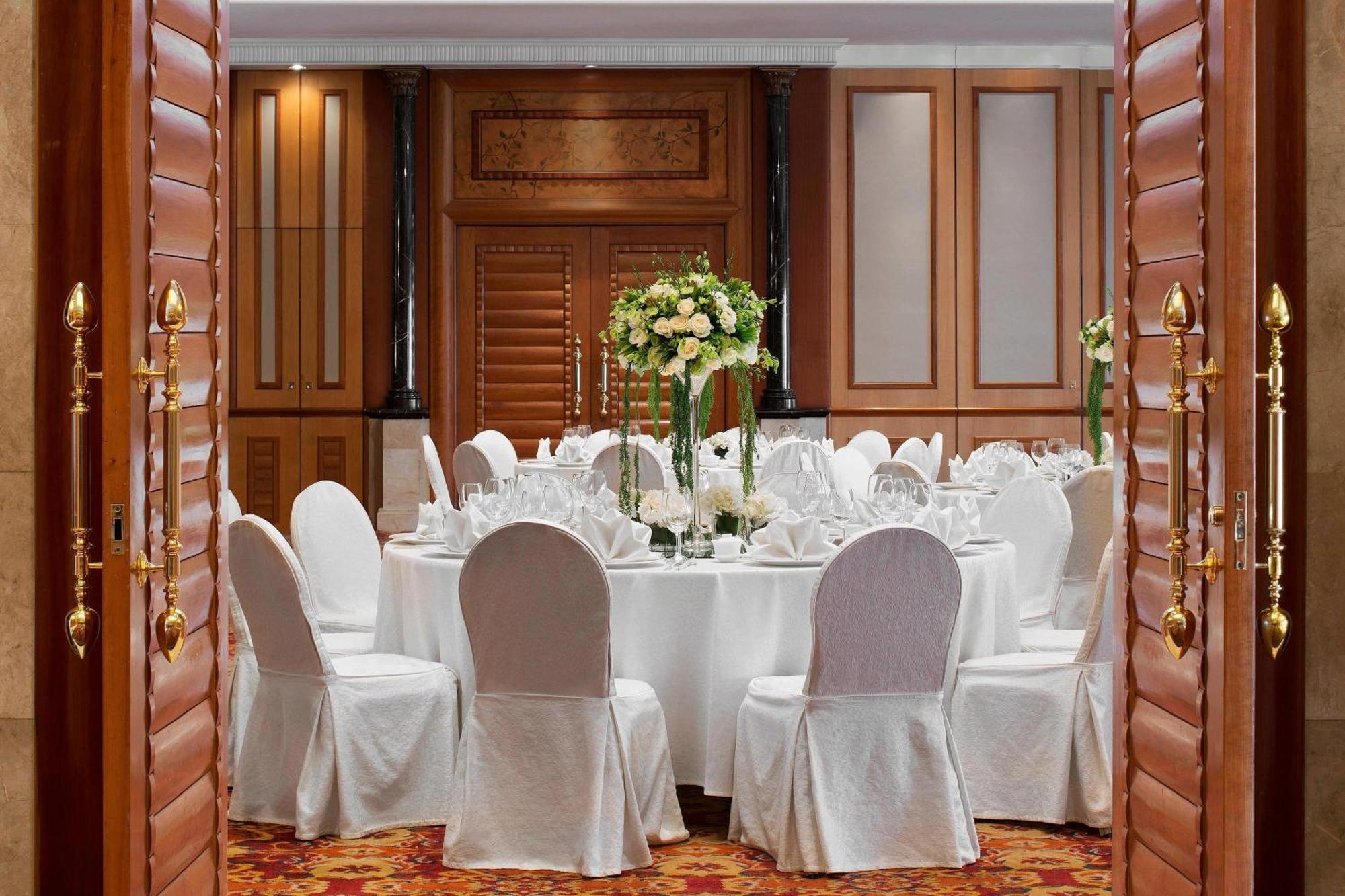 Hotel The St. Regis 5*